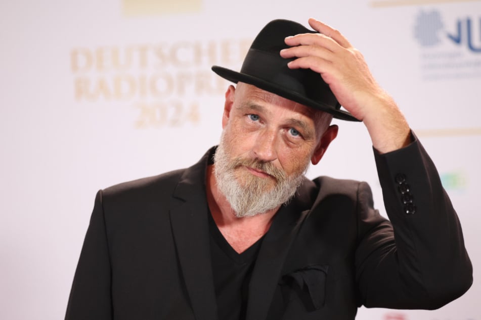 Torsten Sträter (59) kommt mit seinem Programm "Mach mal das große Licht an" in die Messe Chemnitz.
