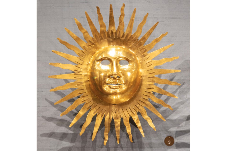 Diese Sonnenmaske von Johann Melchior Dinglinger trug August der Starke 1709 beim Besuch des dänischen Königs Frederick IV.