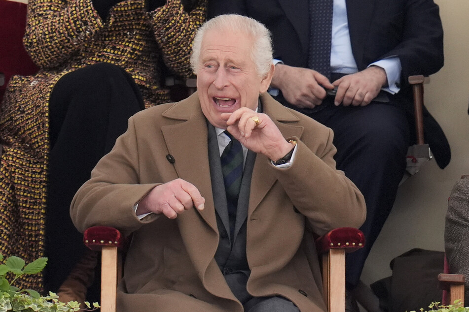 Trotz Krebsdiagnose präsentiert sich König Charles III. (75) derzeit in bester Laune, wie hier Anfang Mai bei einer Vorführung in der Schlossarena am dritten Tag der Royal Windsor Horse Show.