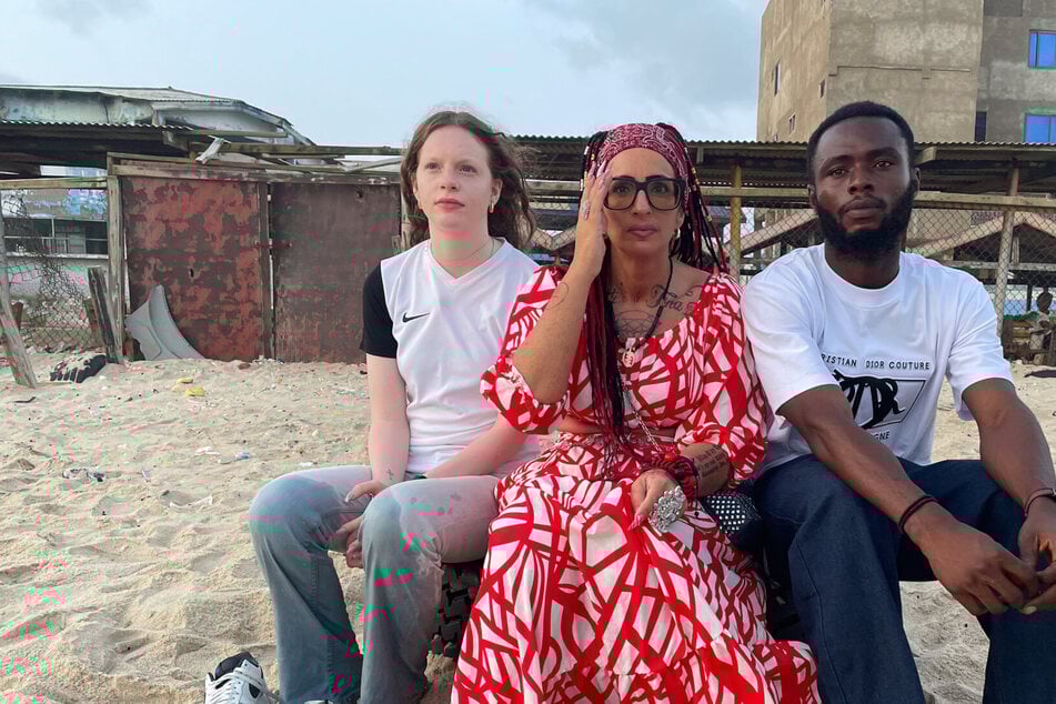 Frau fliegt mit Tochter nach Afrika, um Verlobten zu treffen: Bei ihrer Ankunft erlebt sie eine bittere Enttäuschung
