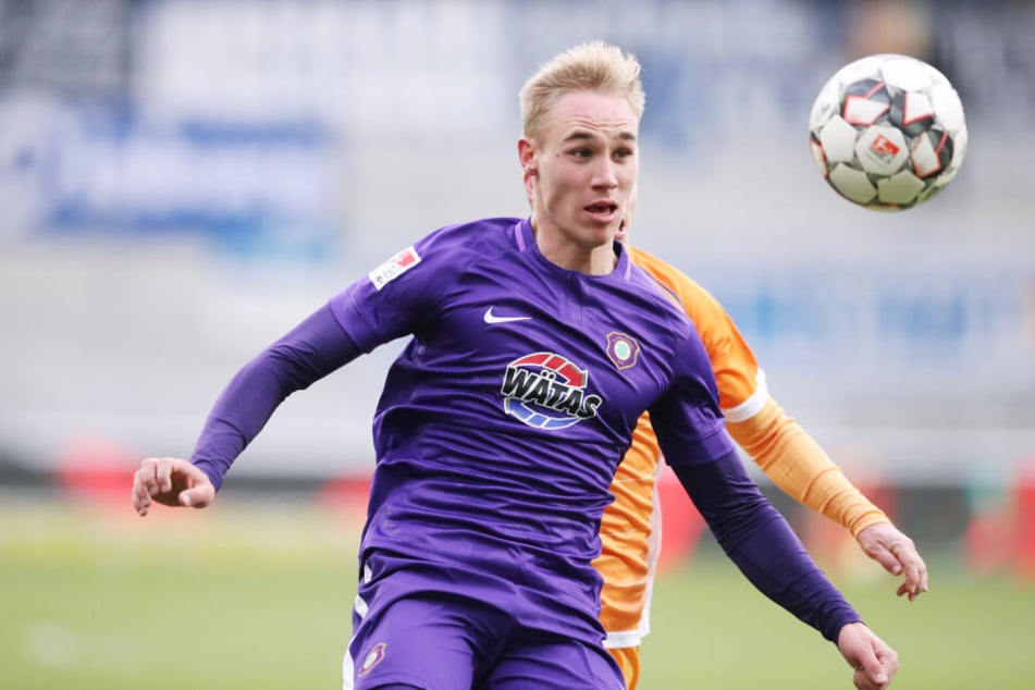 Florian Krüger feierte gestern seinen 20. Geburtstag. In seinen bisherigen sieben Punktspielen schoss er ein Tor und bereitete vier Treffer vor.