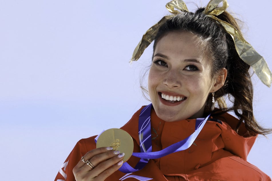 Winter Olympics: Eileen Gu wins gold in women's freeski halfpipe