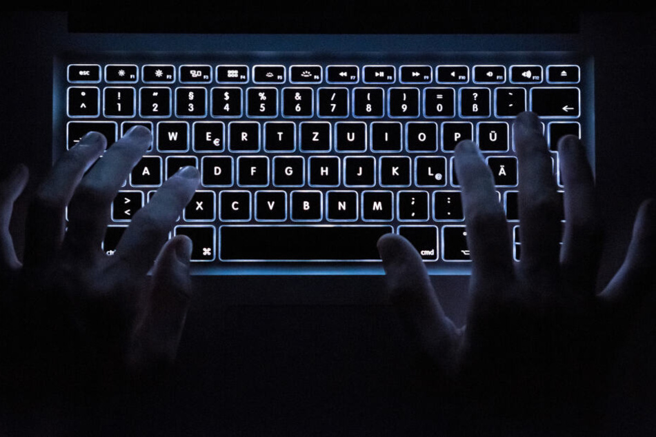 Ein IT-Unternehmen soll illegal Späh-Software ins Ausland verkauft haben. (Symbolbild)
