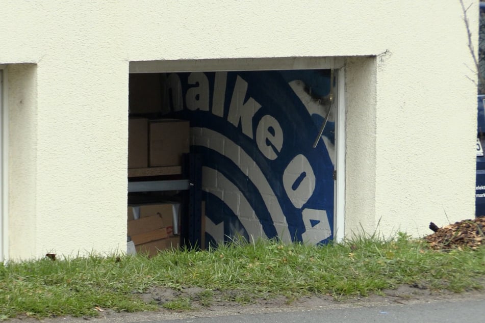 Die Polizei durchsuchte unter anderem ein Vereinsheim des FC Schalke 04.