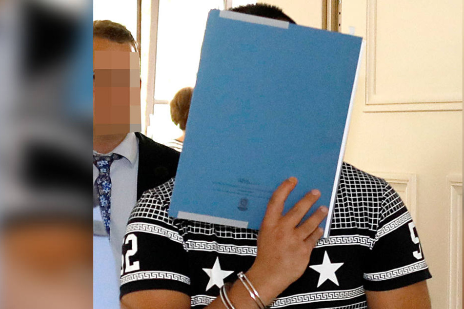 Der mutmaßliche Mörder Richard B. beim Haftprüfungstermin.