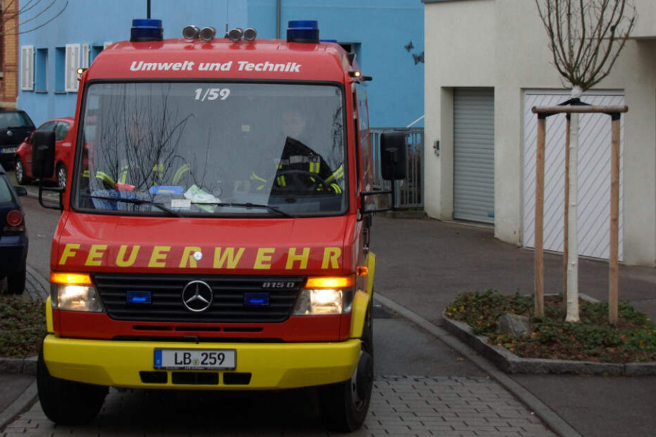 Die Feuerwehr konnte mittlerweile den Brand löschen.