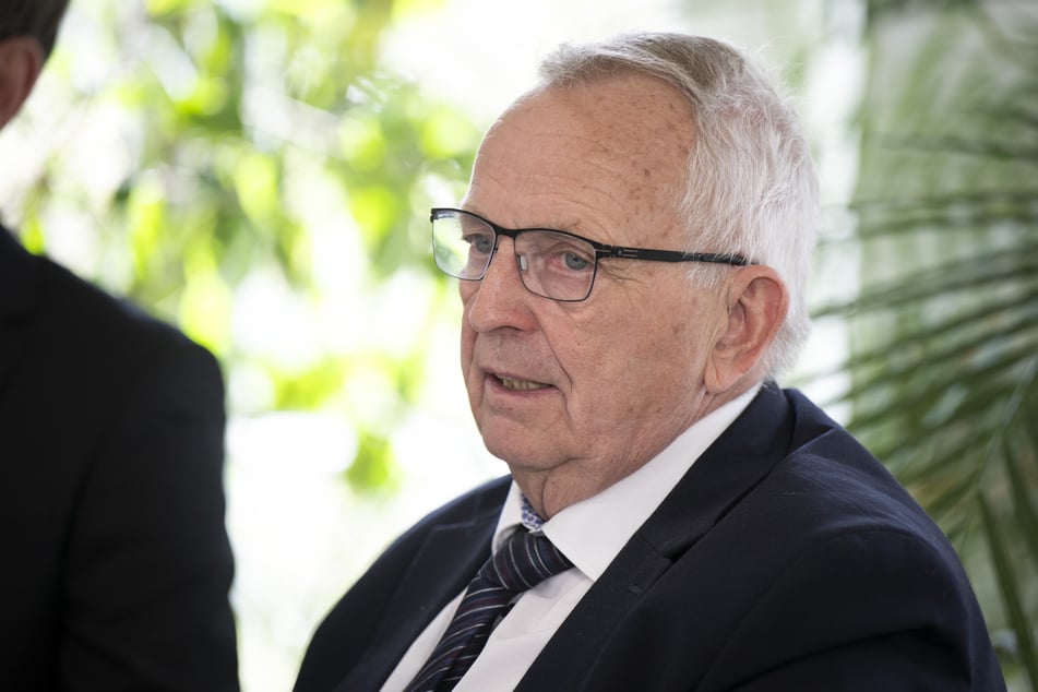 Till Backhaus (SPD), Umweltminister von Mecklenburg-Vorpommern, gab bei einer Pressekonferenz am Mittwochnachmittag ein Statement ab. (Archivfoto)