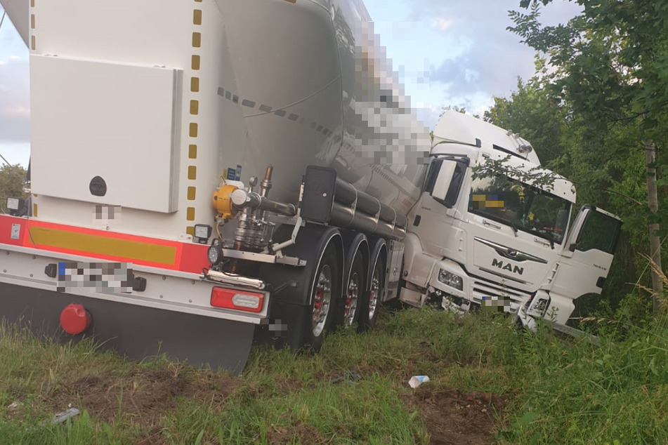 Mit diesem Laster war am Abend noch ein 60-Jähriger auf der A14 verunglückt.