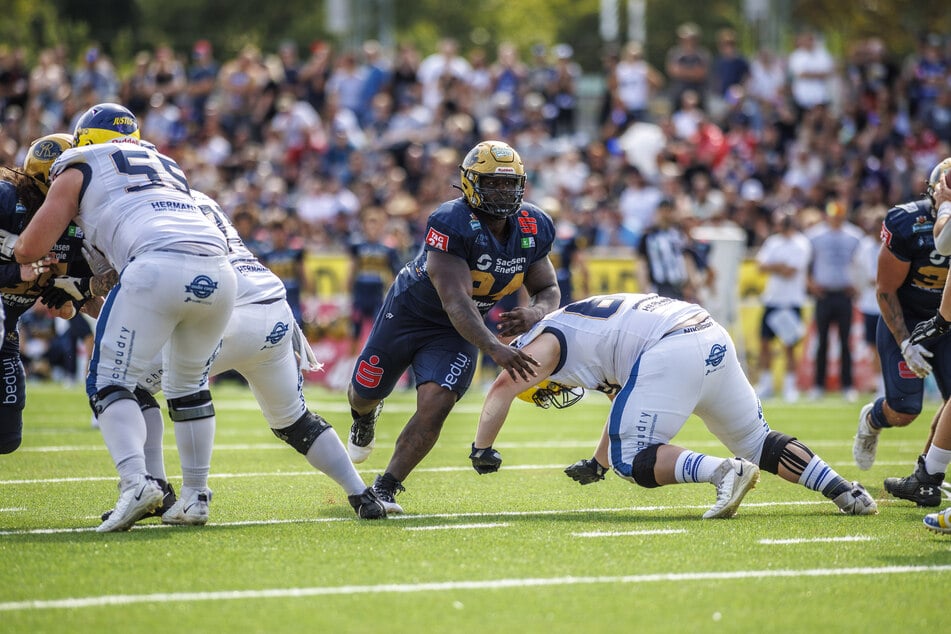 Vergangene Saison brach Lamonte McDougle (M.) häufig durch die gegnerische O-Line.
