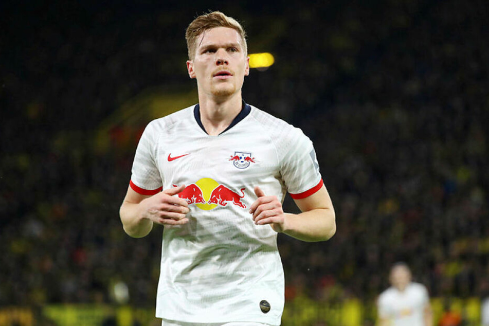 Marcel Halstenberg (28) war auch beim Stand von 3:1 noch voll erhitzt, schrie seinen Coach sogar an, damit der schnell den Ball rausrückte.