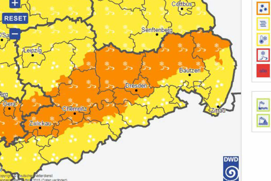 Aktuell warnt der DWD vor Glätte (orange) und Neuschnee (gelb).