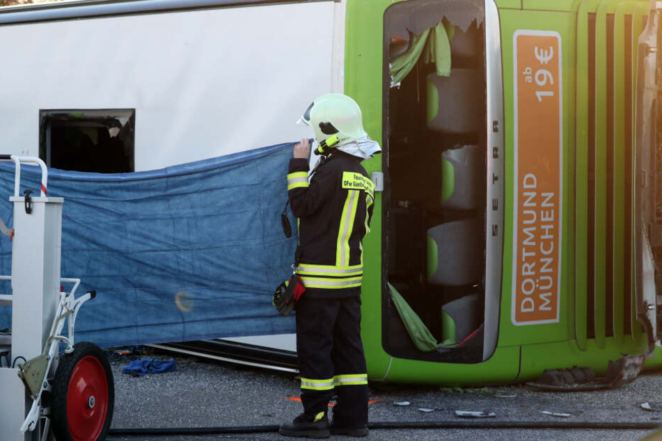 Stundenlang war die A9 am Sonntagabend gesperrt.