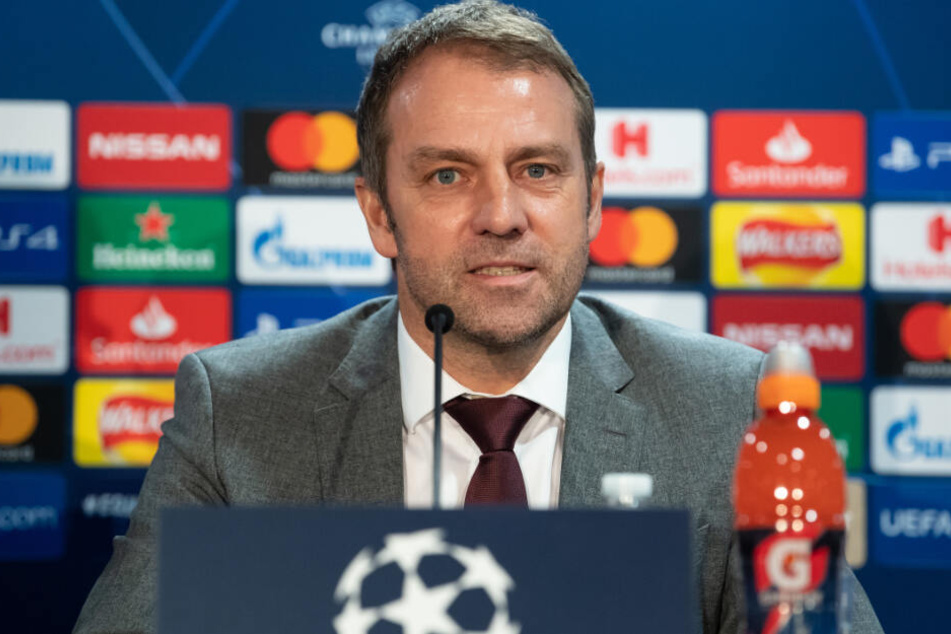 Montag Geburtstag, Dienstag Sieg? Hansi Flick (55) will gegen den FC Chelsea ein Zeichen setzen.