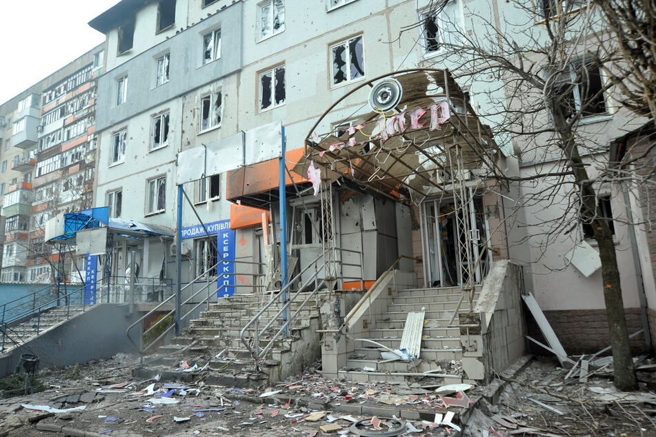 Ukraine-Krieg, Tag 93: Sjewjerodonezk offenbar fast eingekesselt