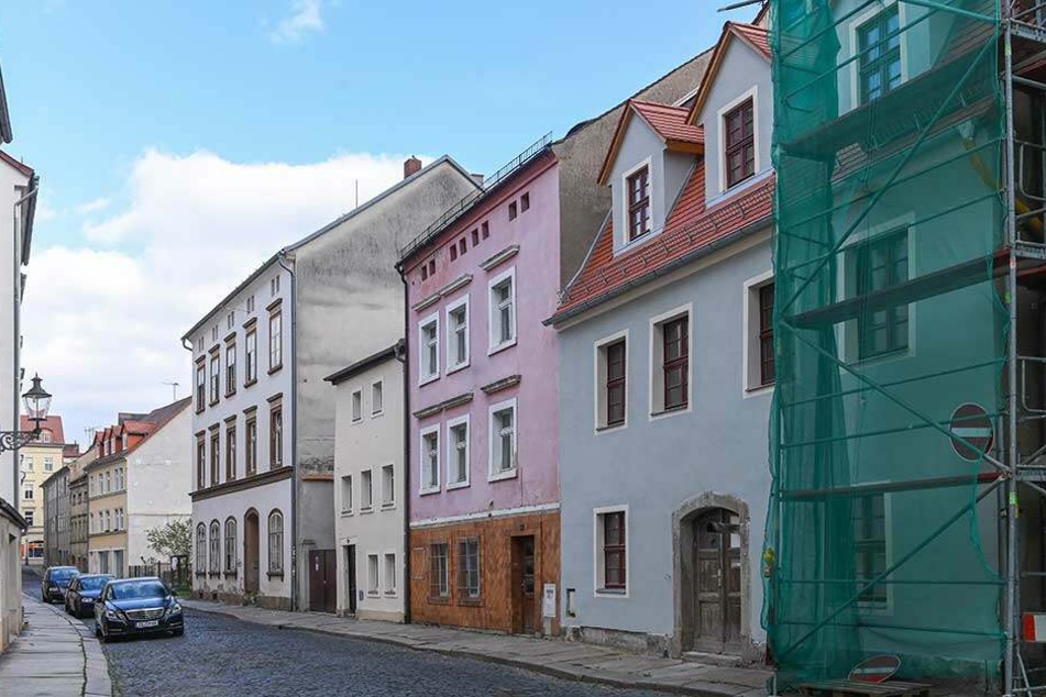 Manche Gasse in der Zittauer Altstadt hat noch Sanierungsbedarf. Die Kulturhauptstadt-Bewerbung könnte hier vielleicht etwas Schwung reinbringen.