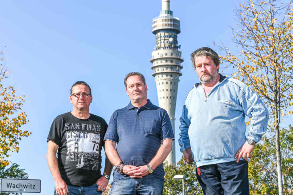 Stefan Berthold (56, l.), Uwe Katscher (53, M.) und Hendrik Haufe (52, r.) sehen die Wiederbelebung des Fernsehturms kritisch.