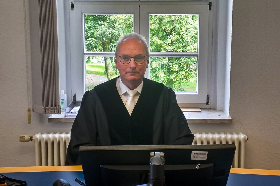 Richter Helmut Böhmer (59) verhandelte schon mehrmals gegen den Angeklagten.