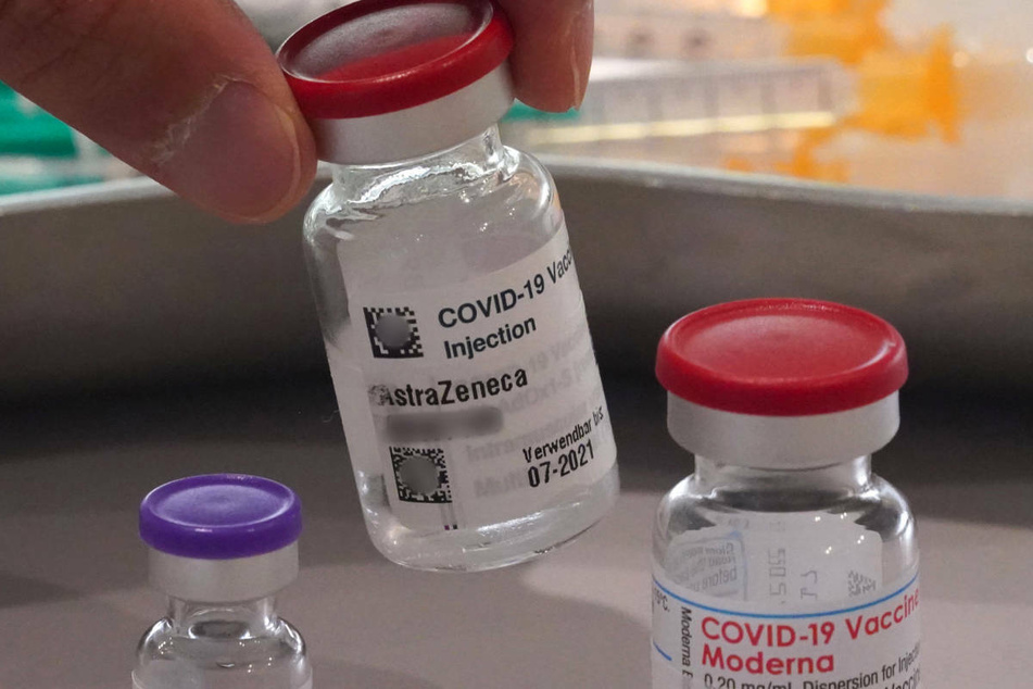 Die Zahl der Impfungen gegen das Coronavirus in Brandenburg hat im Juni den bisherigen Höhepunkt erreicht, ist aber seitdem deutlich gesunken.