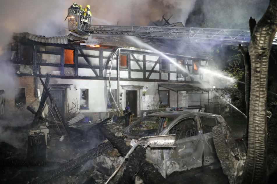 Das Wohnaus wurde durch den Brand massiv beschädigt.