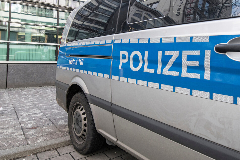 Die Frankfurter Polizei war auch in den Skandal um die rechtsextremen "NSU-2.0"-Drohschreiben verwickelt.