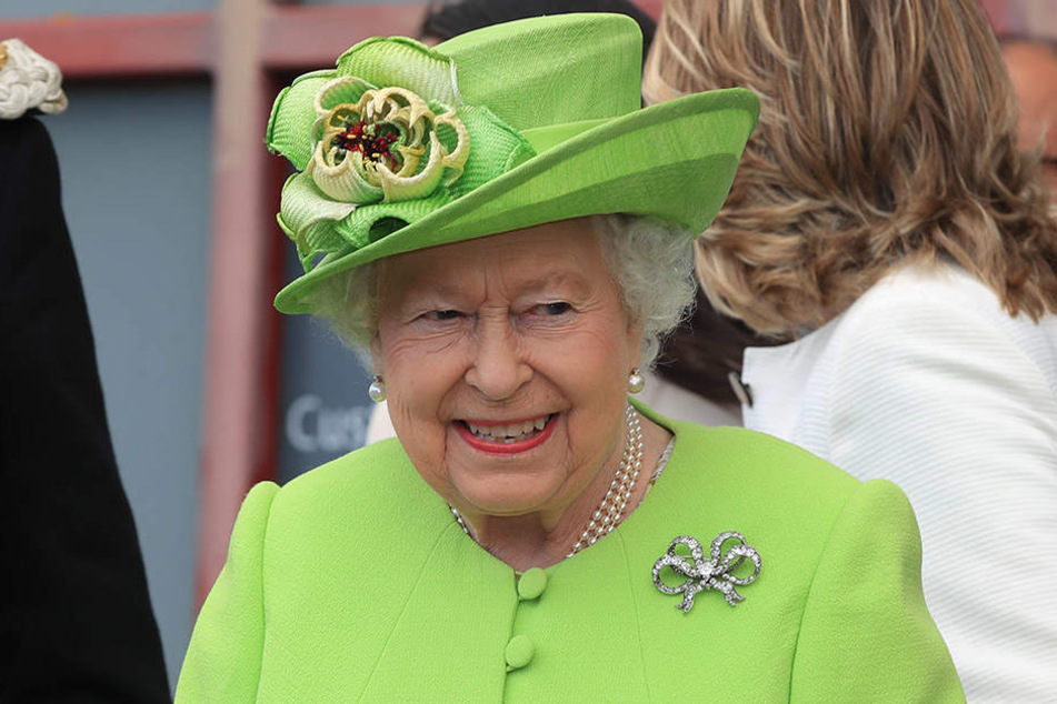 Was Queen Elizabeth II. wohl zur Schwulen-Hochzeit ihres Cousins sagt?