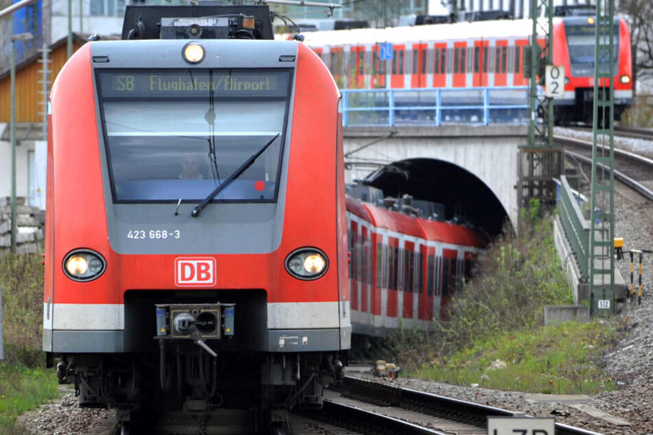Auch bei der Münchner S-Bahn kommt es während der Sommerferien zu erheblichen Einschränkungen für die Fahrgäste. (Archivbild)