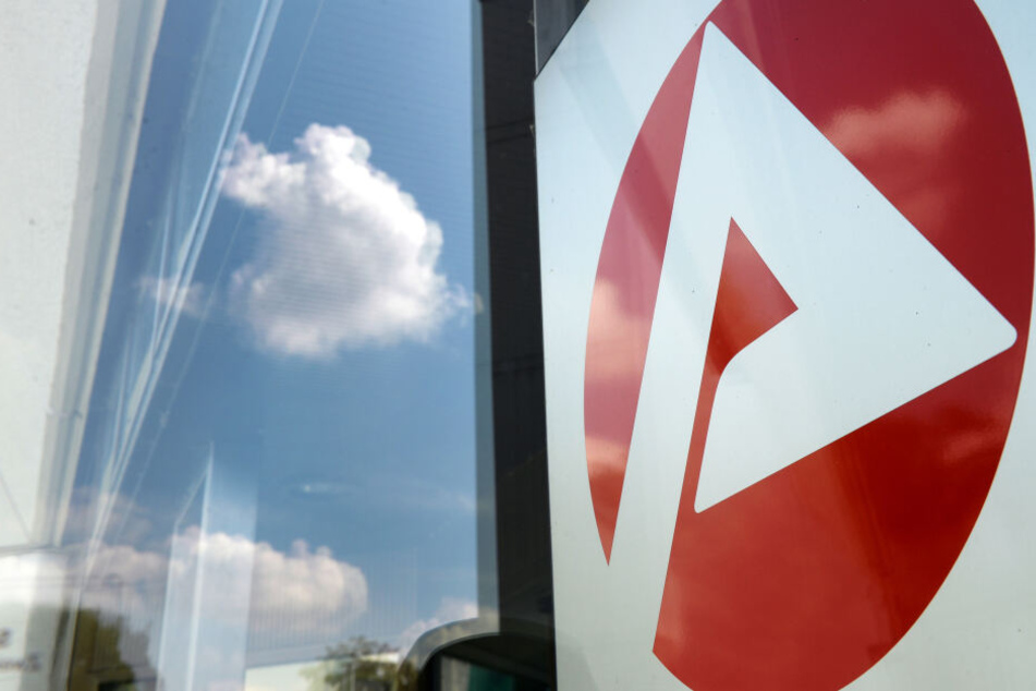 Die Zahl der Arbeitslosen ist in Bayern gestiegen.