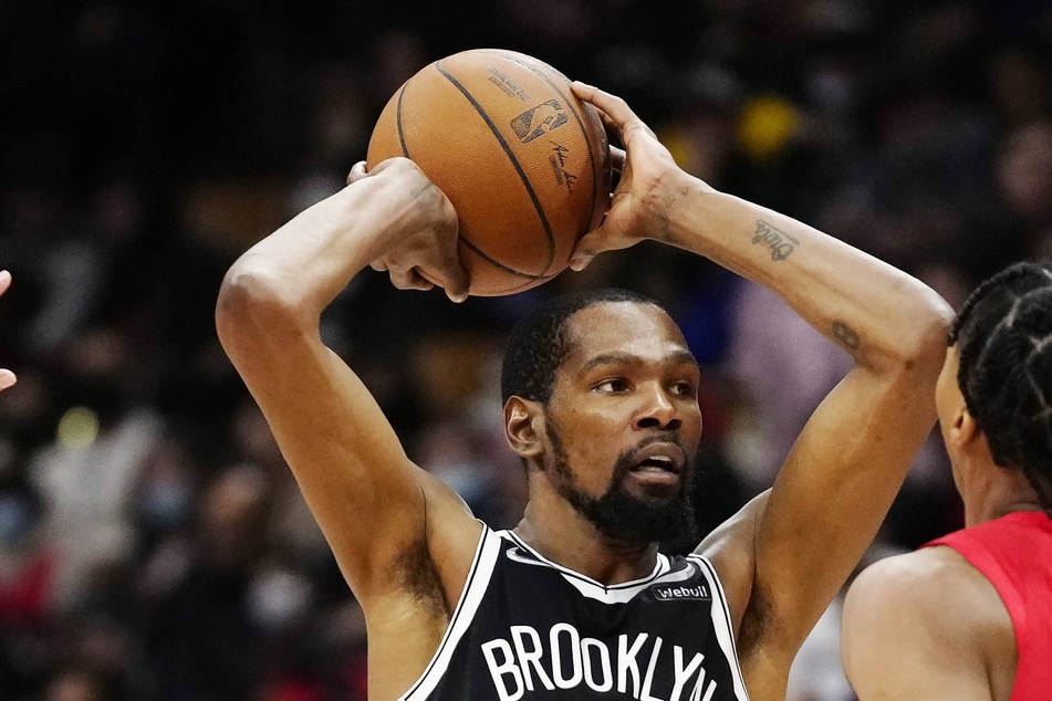Nets forward Kevin Durant led all scorers with 30 points on Friday night.