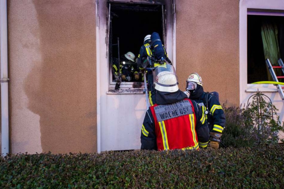 Zunächst gingen die Einsatzkräfte von einem normalen Wohnungsbrand aus.