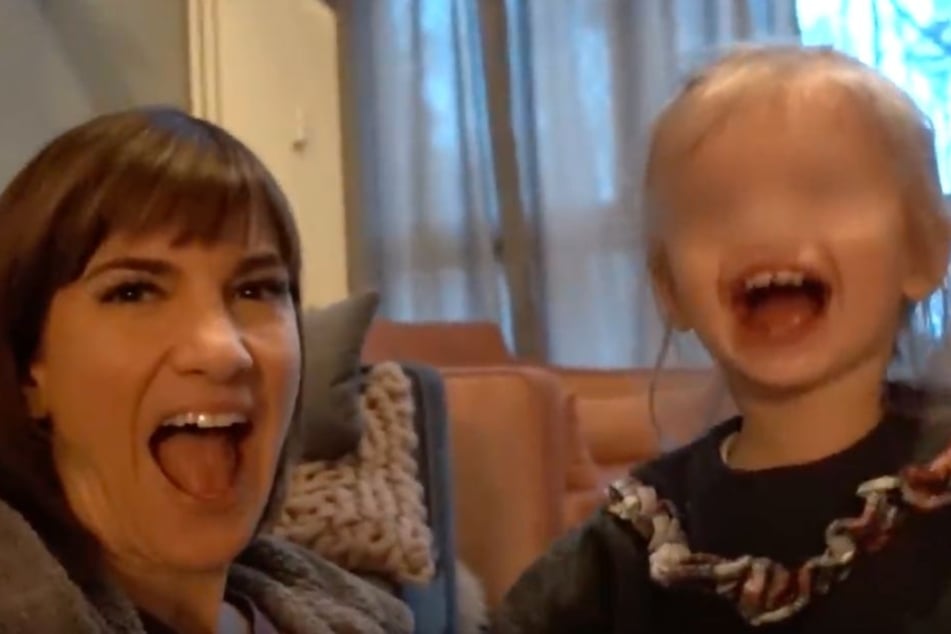 Auch ihre Tochter Ella präsentiert Isabell in ihrem Video.