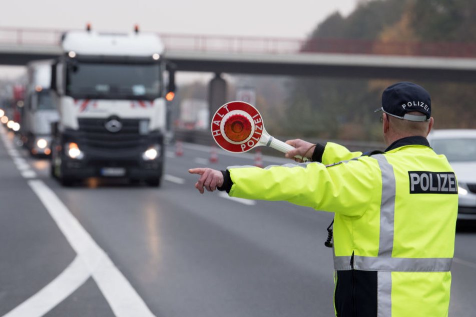 Der 25-Jährige wurde bei Offenbach aus dem Verkehr gezogen. (Symbolbild)