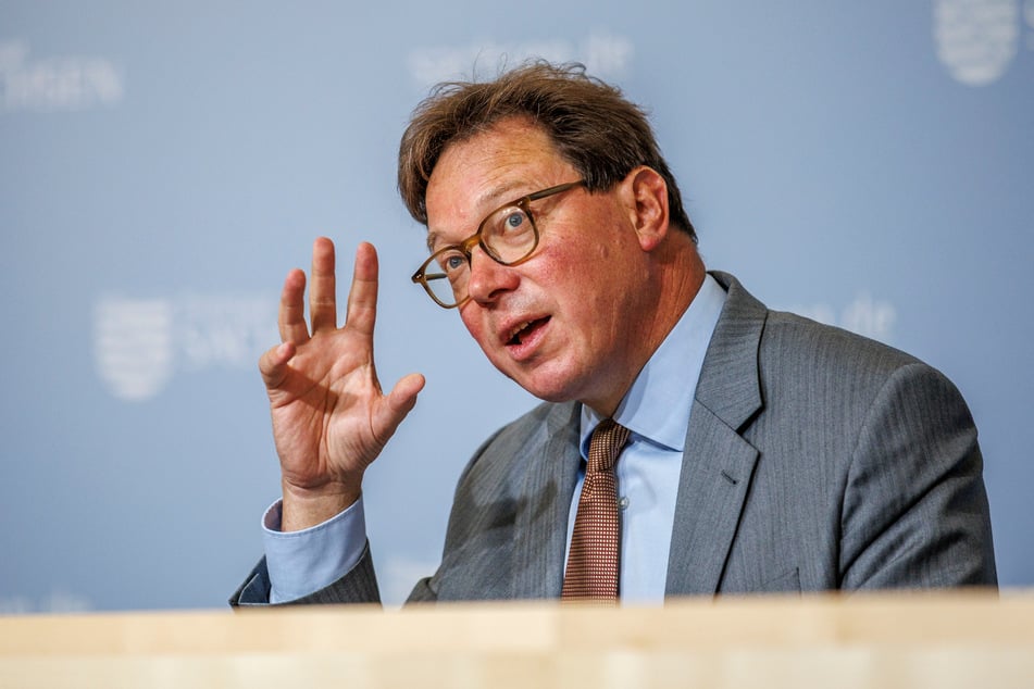 Sachsens Umweltminister Georg-Ludwig von Breitenbuch (55, CDU).