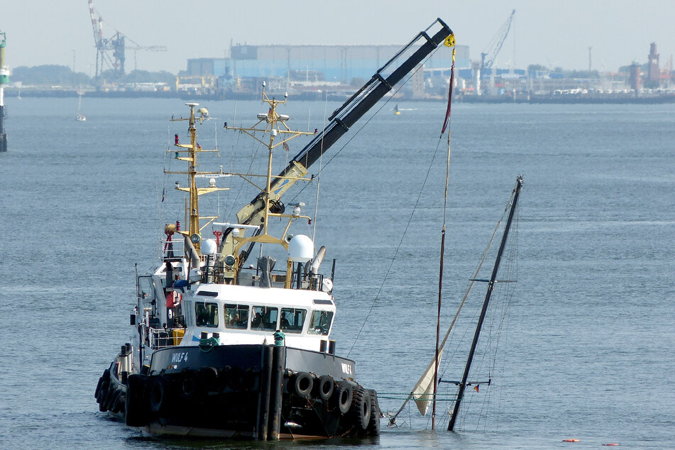Yacht mit sieben Seglern gesunken: Bergung aus der Nordsee