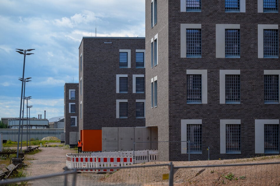 Geht das "Millionengrab" Superknast in Zwickau wirklich 2030 "in Betrieb"?