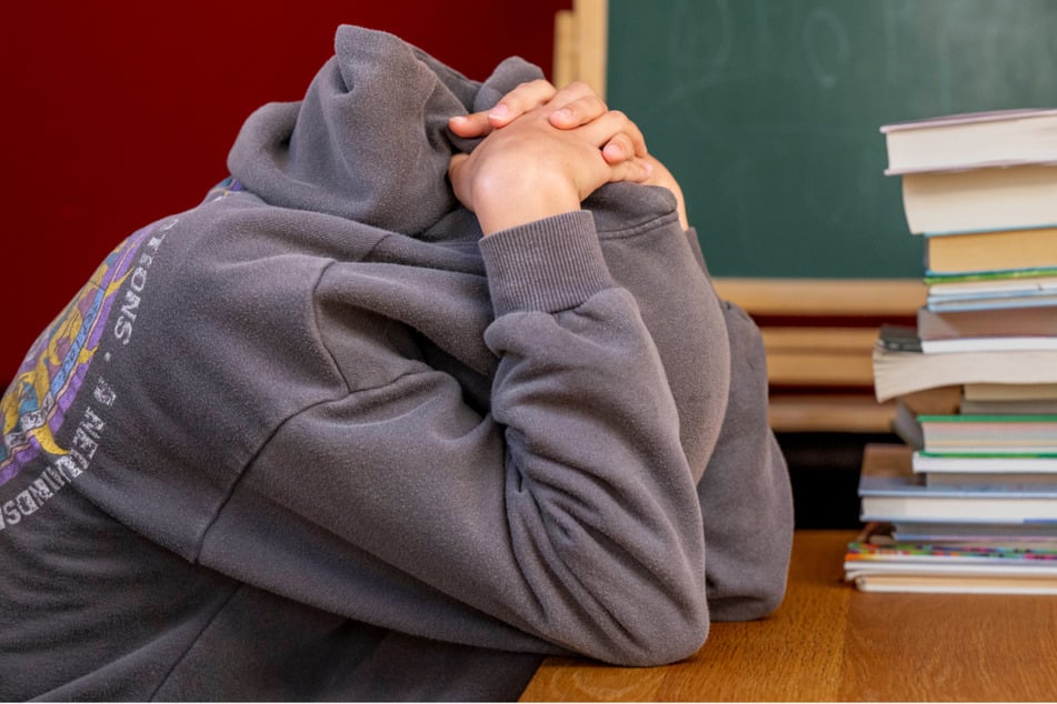 Rund 3790 Schülerinnen und Schüler sind in Hessen im Jahr 2025 ohne Abschluss von ihrer Schule abgegangen. (Symbolbild)