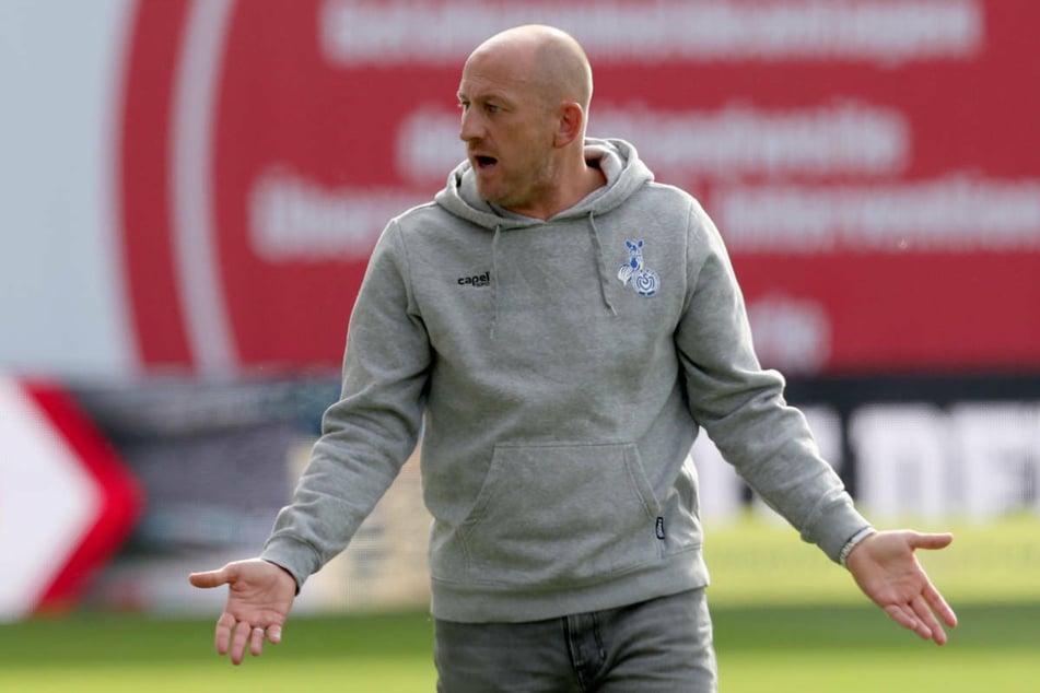 Zuletzt war Lieberknecht als Trainer des MSV Duisburg in der 3. Liga tätig.