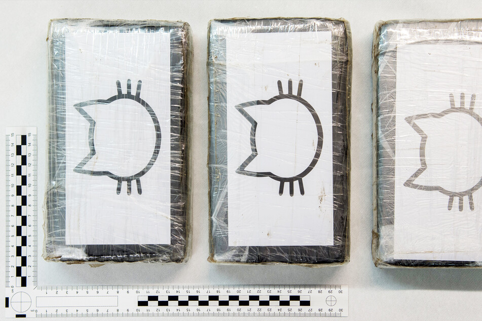 Drogendeal verschlafen? Polizei findet Rucksack mit drei Kilo Kokain
