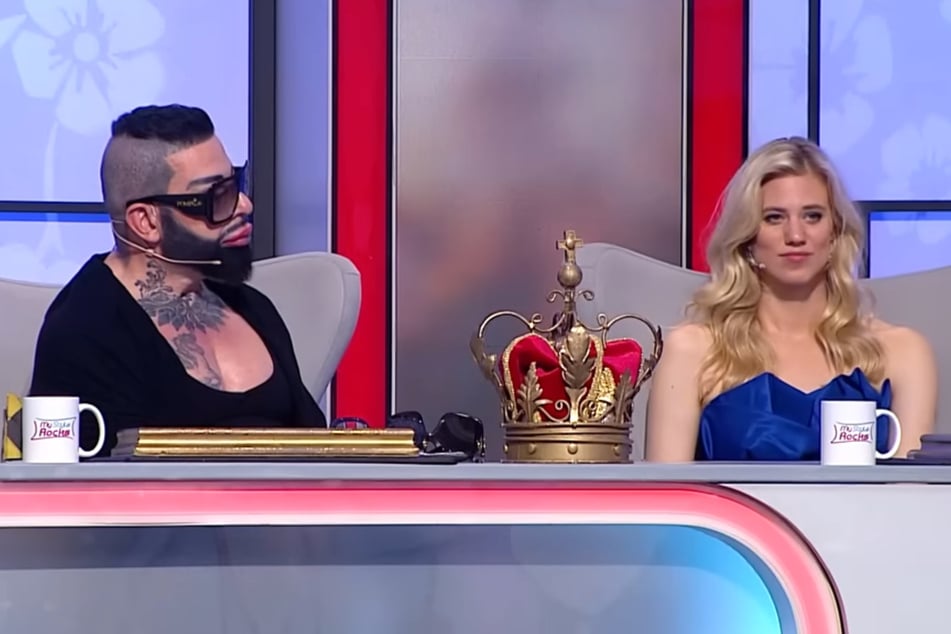 Model Larissa Marolt (32, rechts) möchte sich vorerst auf ihre Schauspielkarriere fokussieren.