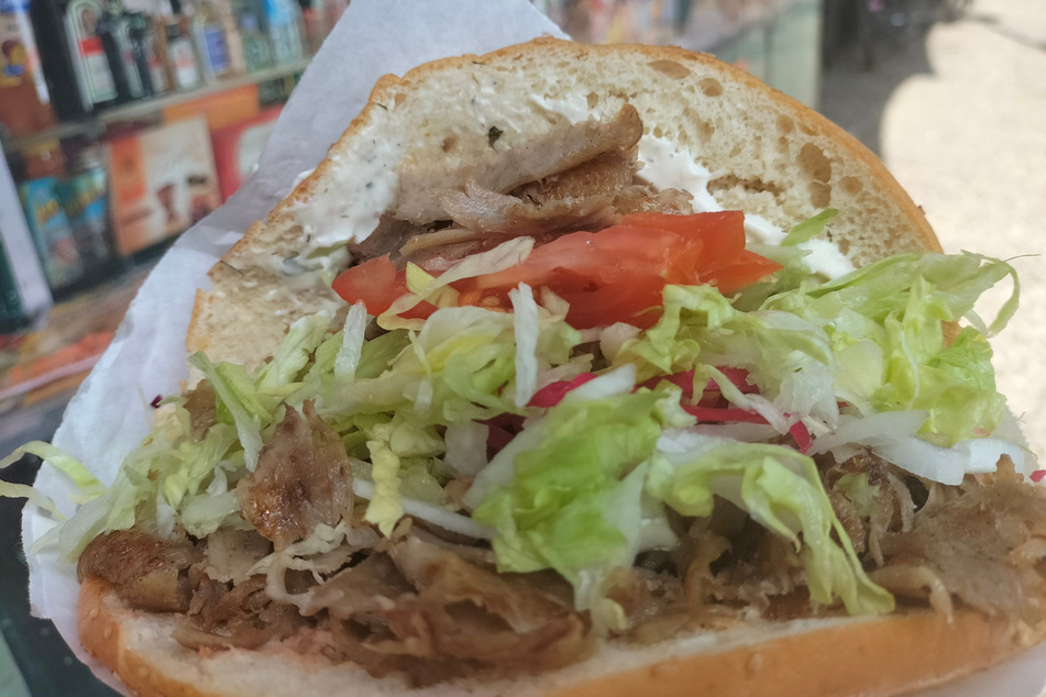 Döner mit "alles komplett": So sieht das gute Stück aus.