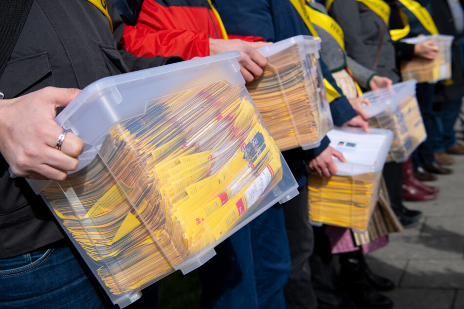 52.000 Unterschriften wurden zusammen mit dem Antrag im März übergeben. (Archiv)
