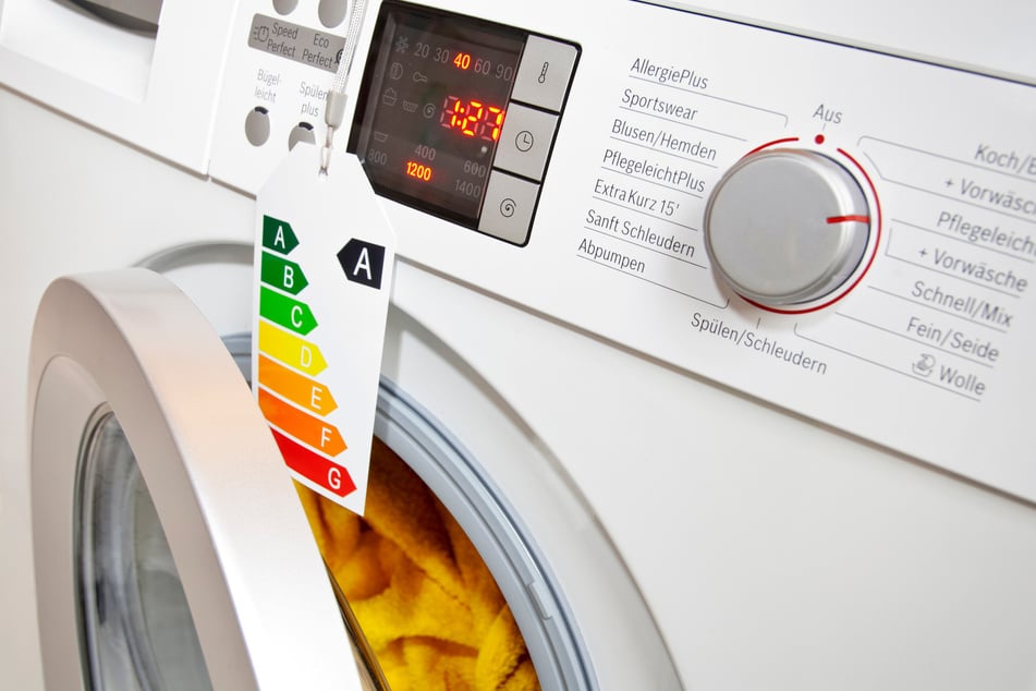Wer an den Kauf einer neuen Waschmaschine denkt, kann dies gut mit der Entsorgung eines alten Gerätes verbinden.