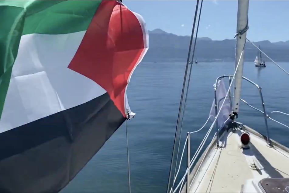 Ahead of the G7 summit, protesters set sail on Lake Geneva on Saturday to demand greater international solidarity with the Palestinian people.