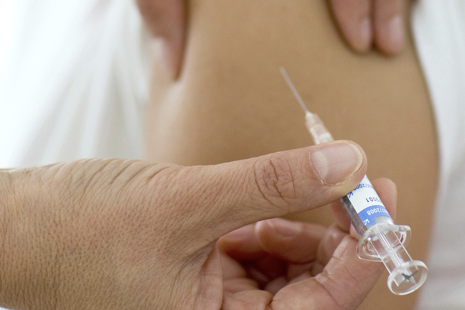Für den bestmöglichen Schutz vor Humanen Papillomviren (HPV) braucht es zwei bis drei Impfungen.