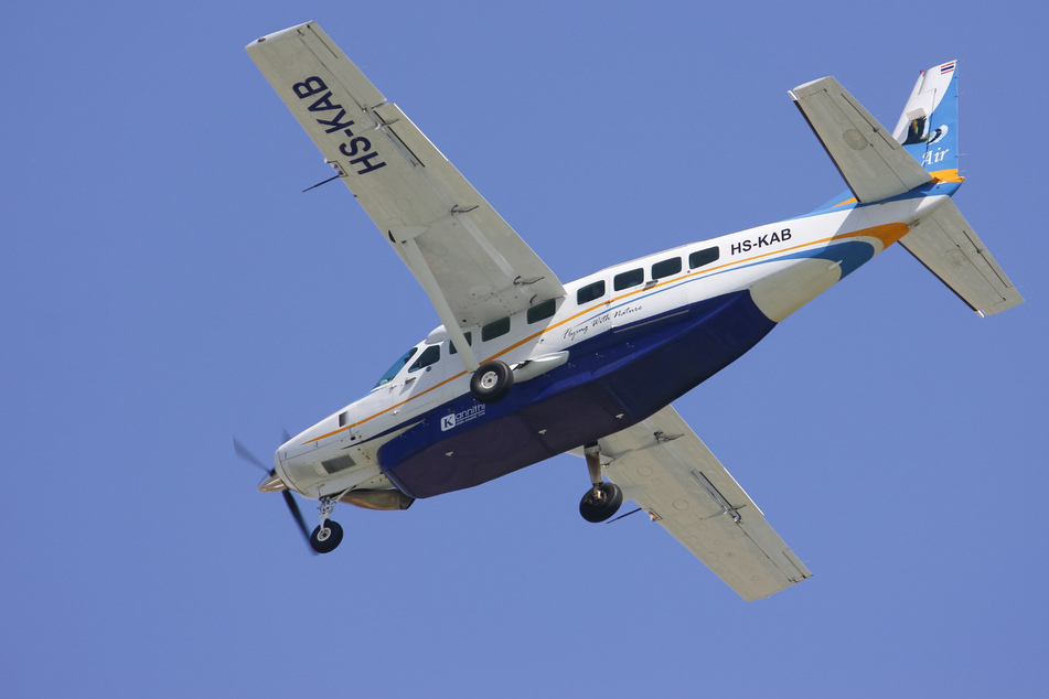 Bei Rüdesheim stürzte am Samstagmorgen eine Cessna mit einer Besatzung von zwei Personen ab. (Symbolbild)