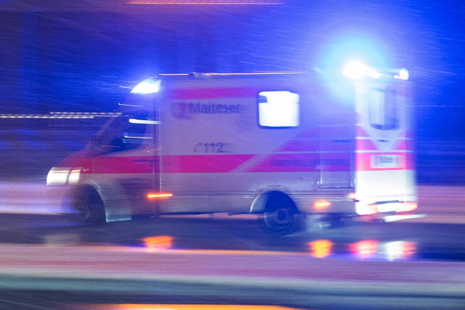 Der 61-Jährige ist kurz nach dem Unfall im Krankenhaus gestorben. (Symbolfoto)