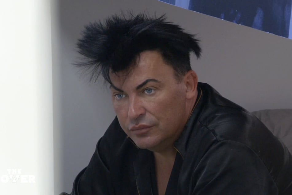 Zum Schock aller gibt Matthias Mangiapane (40) bekannt, der Powerplayer zu sein.