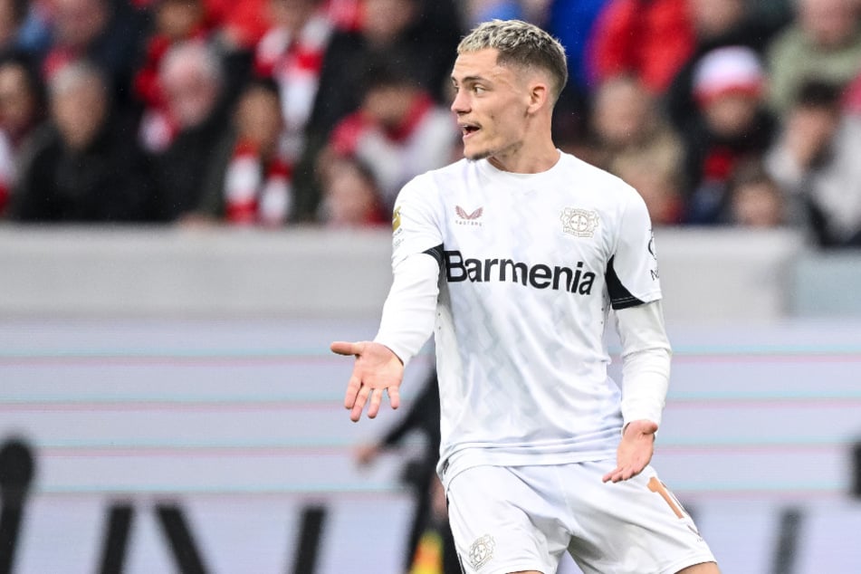 Die Anzeichen verdichten sich, dass Flo Wirtz nur noch zweimal im Trikot von Bayer 04 auflaufen könnte.