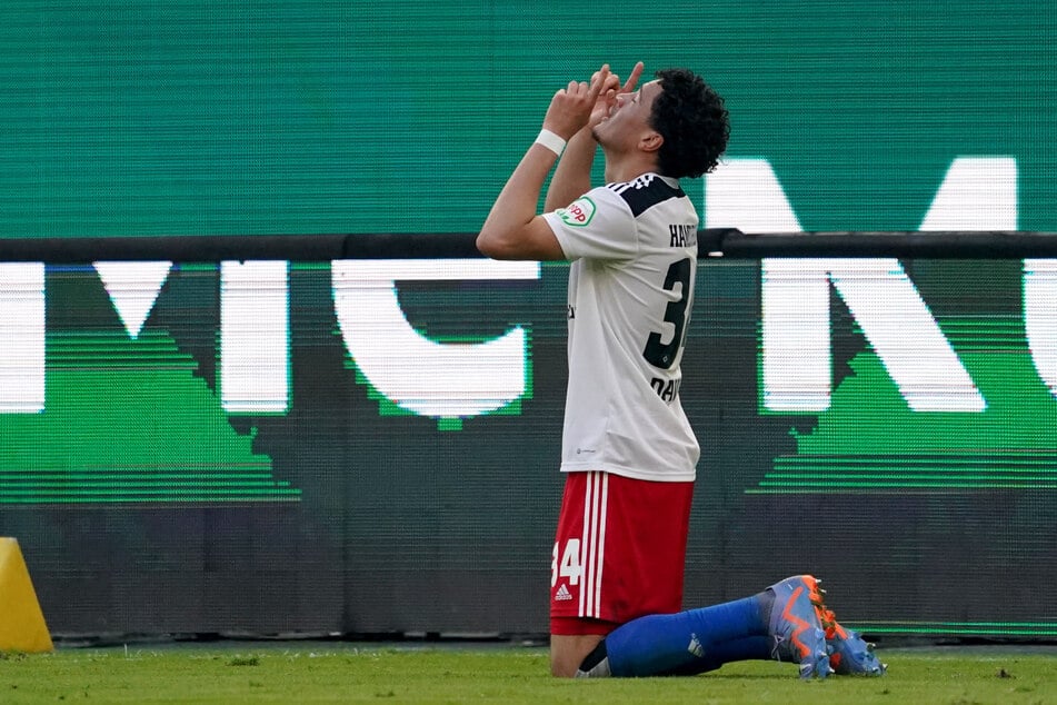 Ex-HSV-Youngster Jonas David (26) ist seit diesem Sommer vereinslos. Nun versucht er sich beim MSV Duisburg für einen Vertrag zu empfehlen.