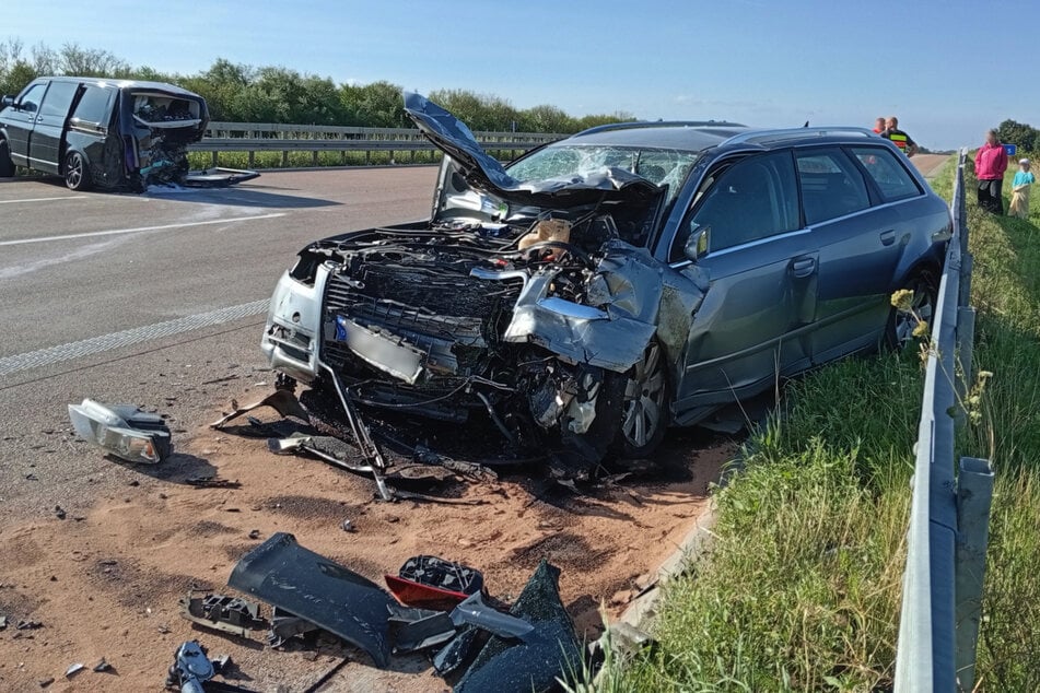 Unfall A9: Crash auf der A9: Folgeunfall legt Strecke in Richtung Leipzig lahm
