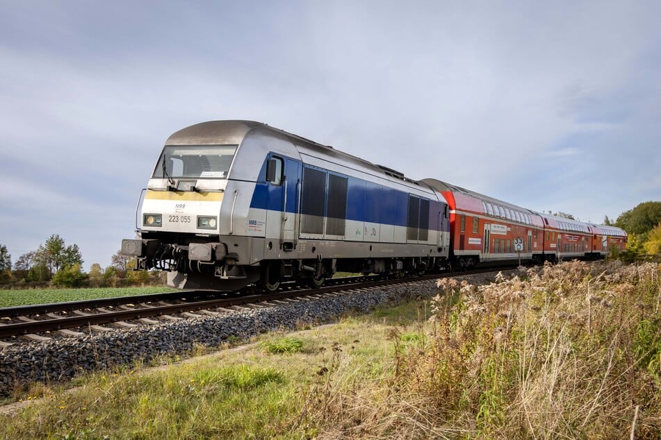 Die Doppelstockzüge sorgten lange für Ärger: Ab Januar 2026 werden sie Stück für Stück gegen die modernen Bahnen ausgetauscht.